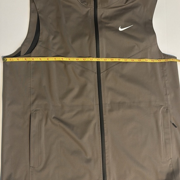Nike Storm-FitAdv Men Golf Vest X-Large Tall Style DR9702-040 Olive/Grey - Picture 8 of 9